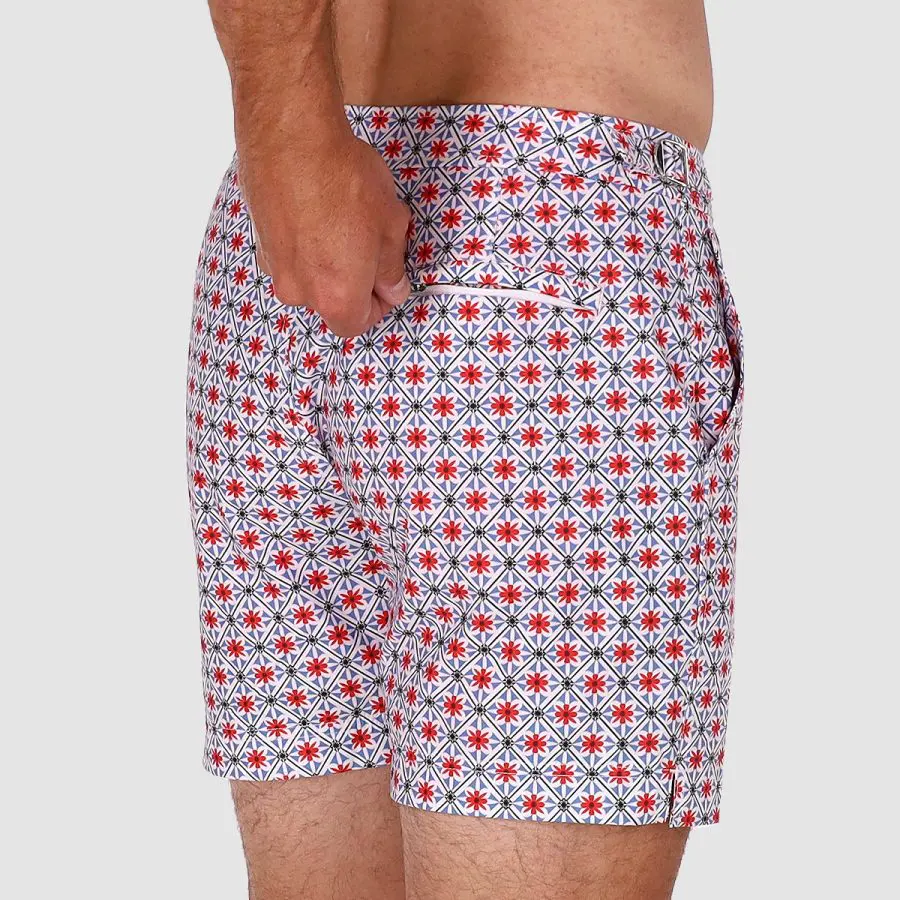 Avalon Del Rey 4.5 Inch Inseam Swim Trunks: Red Floral Print