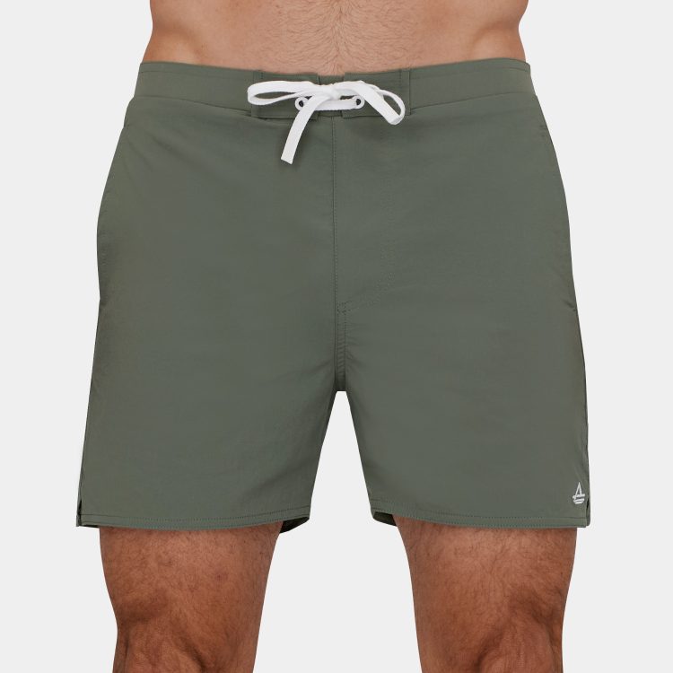 15 Inch Board Shorts: Green